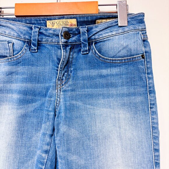 GUESS Brittney Light Wash Low-Rise Skinny Jeans | Size 26* - Picture 6 of 11